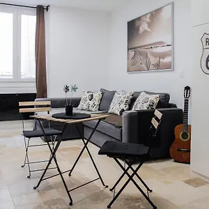 Апартаменты Studio Jean Roque, Марсель